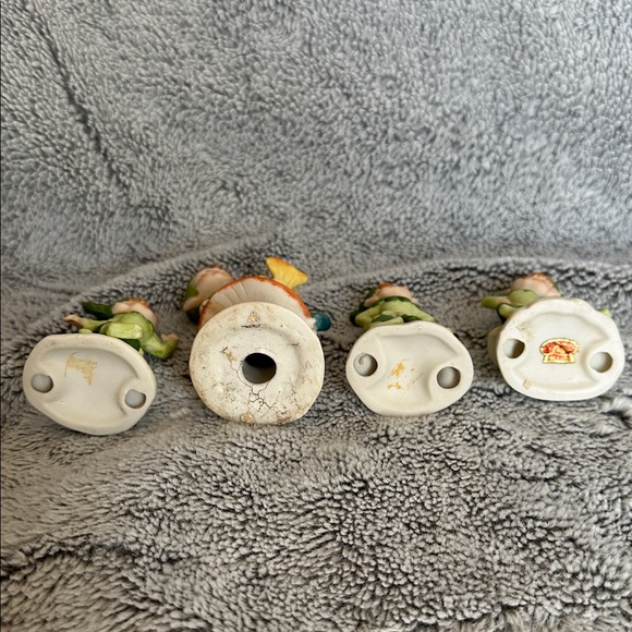 Vintage Lego Pixie Elves On Mushrooms Figurines Set Of 4 - Picture 3 of 16